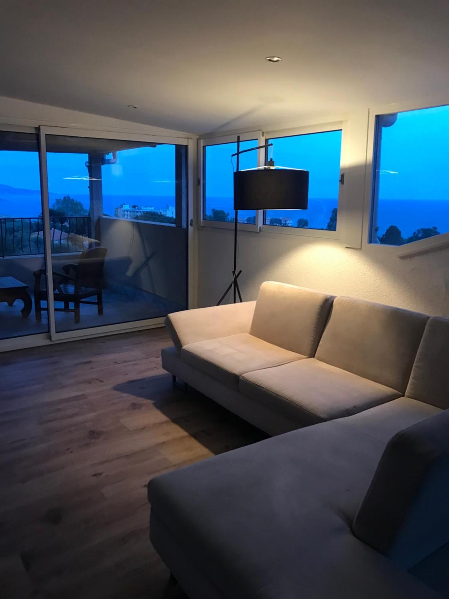 Toit Terrasse Menton